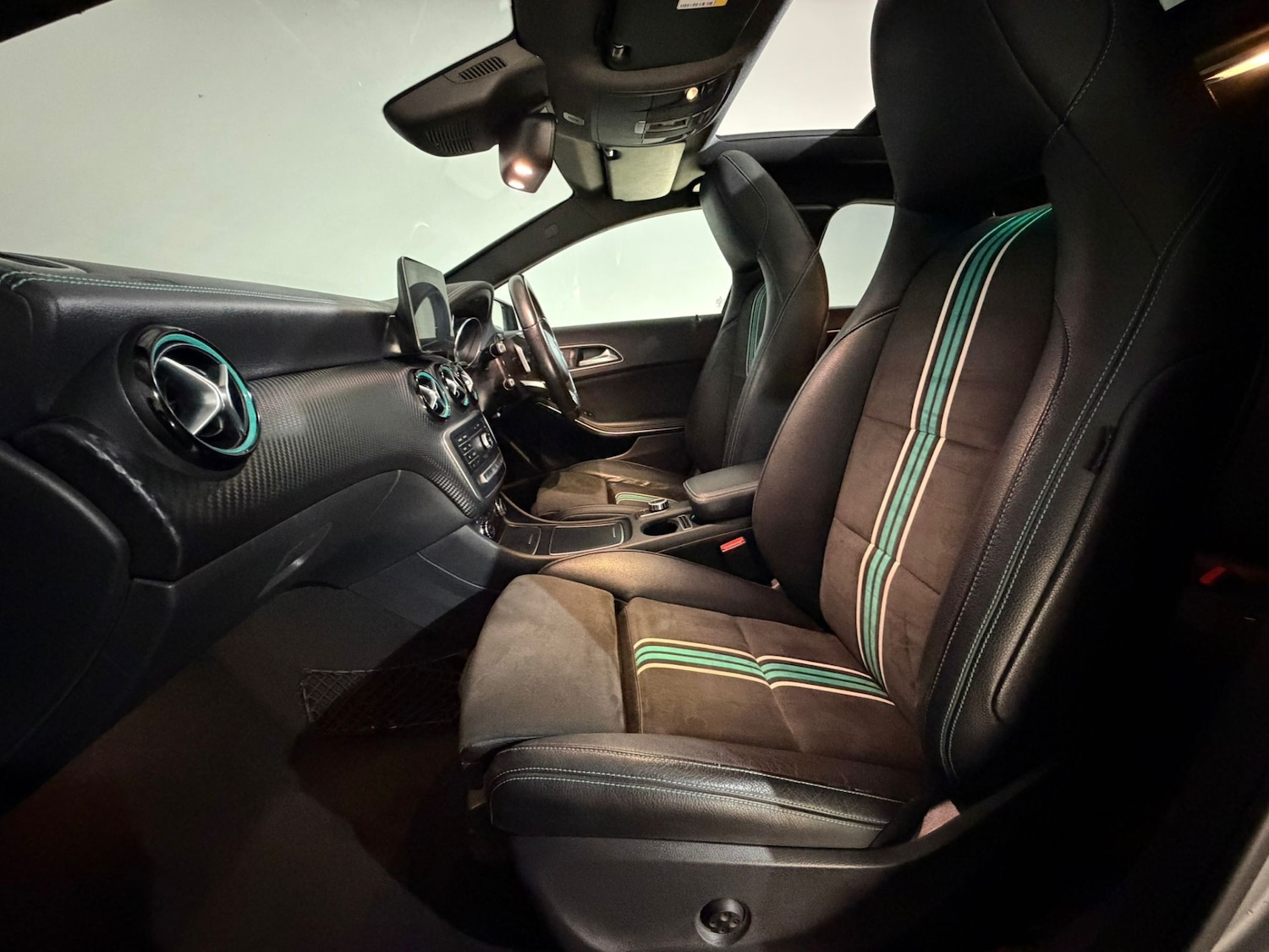 Used Mercedes-Benz A-Class 2017 for sale - 77617788: Photo 17