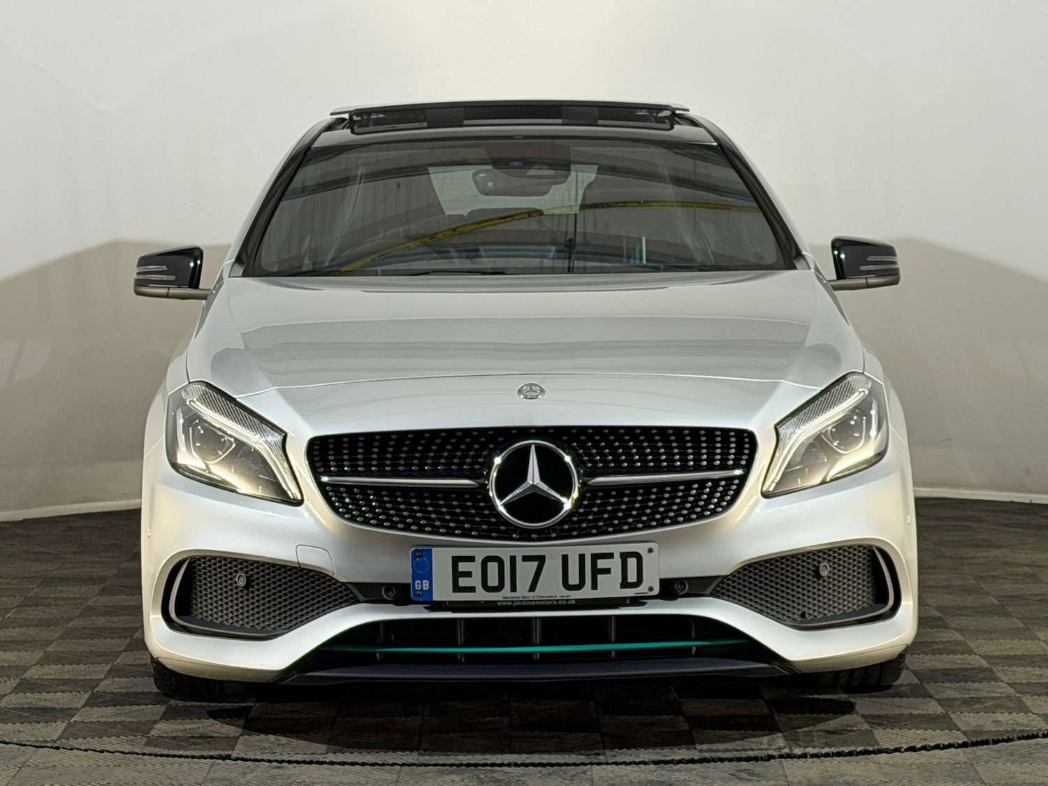 Used Mercedes-Benz A-Class 2017 for sale - 77617788: Photo 2