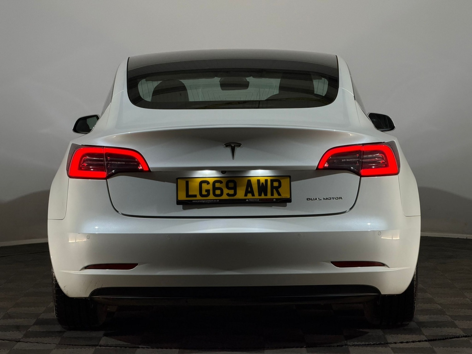 Used Tesla Model 3 2019 for sale - 78158317: Photo 4