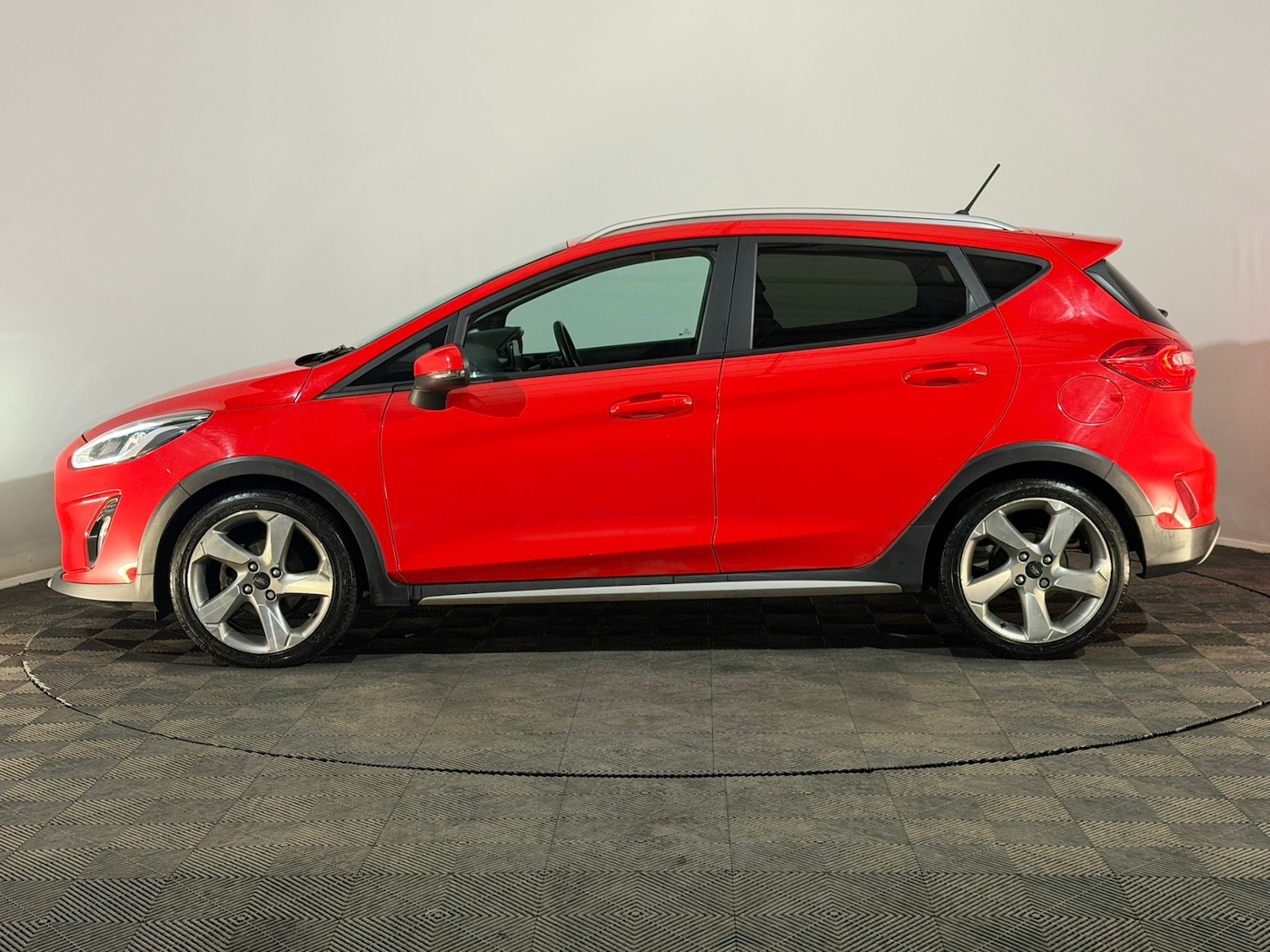 Used Ford Fiesta 2018 for sale - 77618332: Photo 5