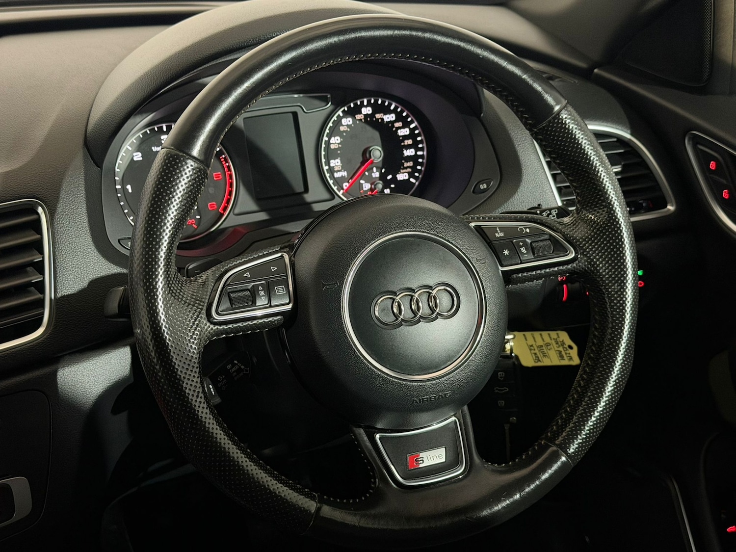 Used Audi Q3 2015 for sale - 77674219: Photo 13