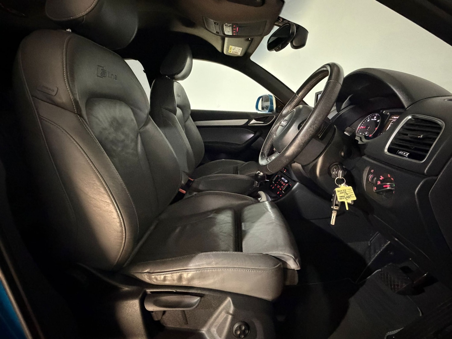 Used Audi Q3 2015 for sale - 77674219: Photo 16