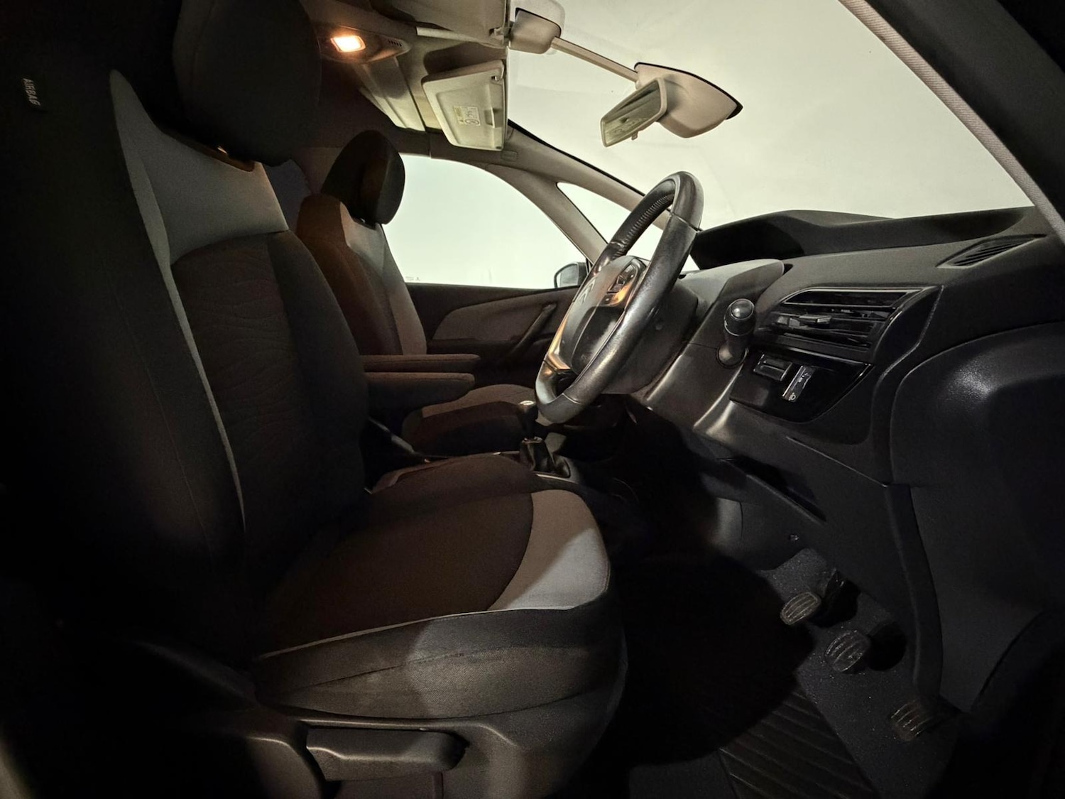 Used Citroen C4 Grand Picasso 2014 for sale - 76500933: Photo 16