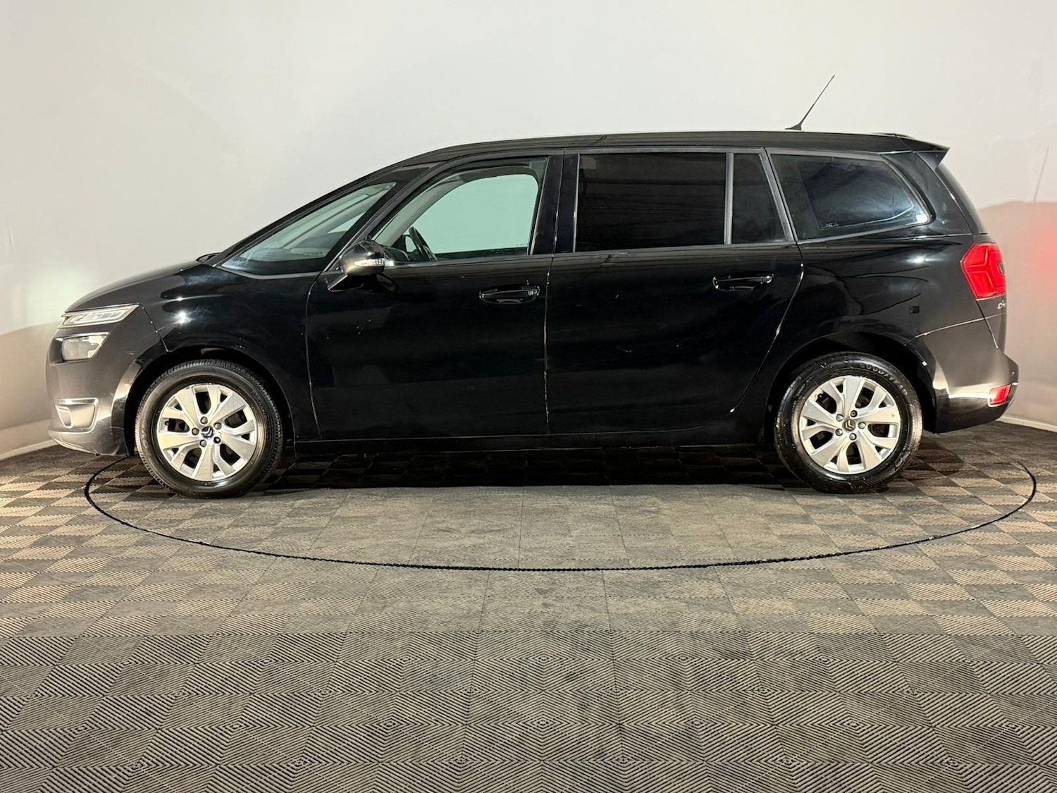 Used Citroen C4 Grand Picasso 2014 for sale - 76500933: Photo 5