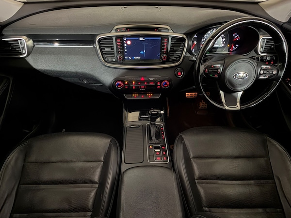 Used Kia Sorento 2017 for sale - 76296993: Photo 11
