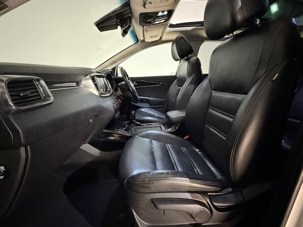 Used Kia Sorento 2017 for sale - 76296993: Photo 17