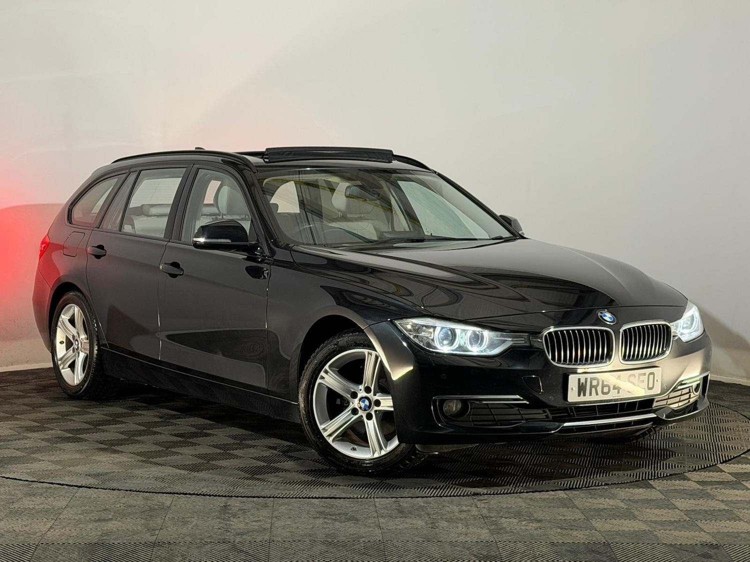 Used BMW 3 Series 2014 for sale - 76500844: Photo 1