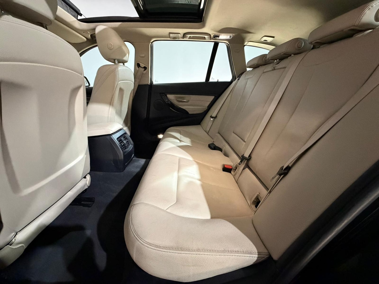 Used BMW 3 Series 2014 for sale - 76500844: Photo 20