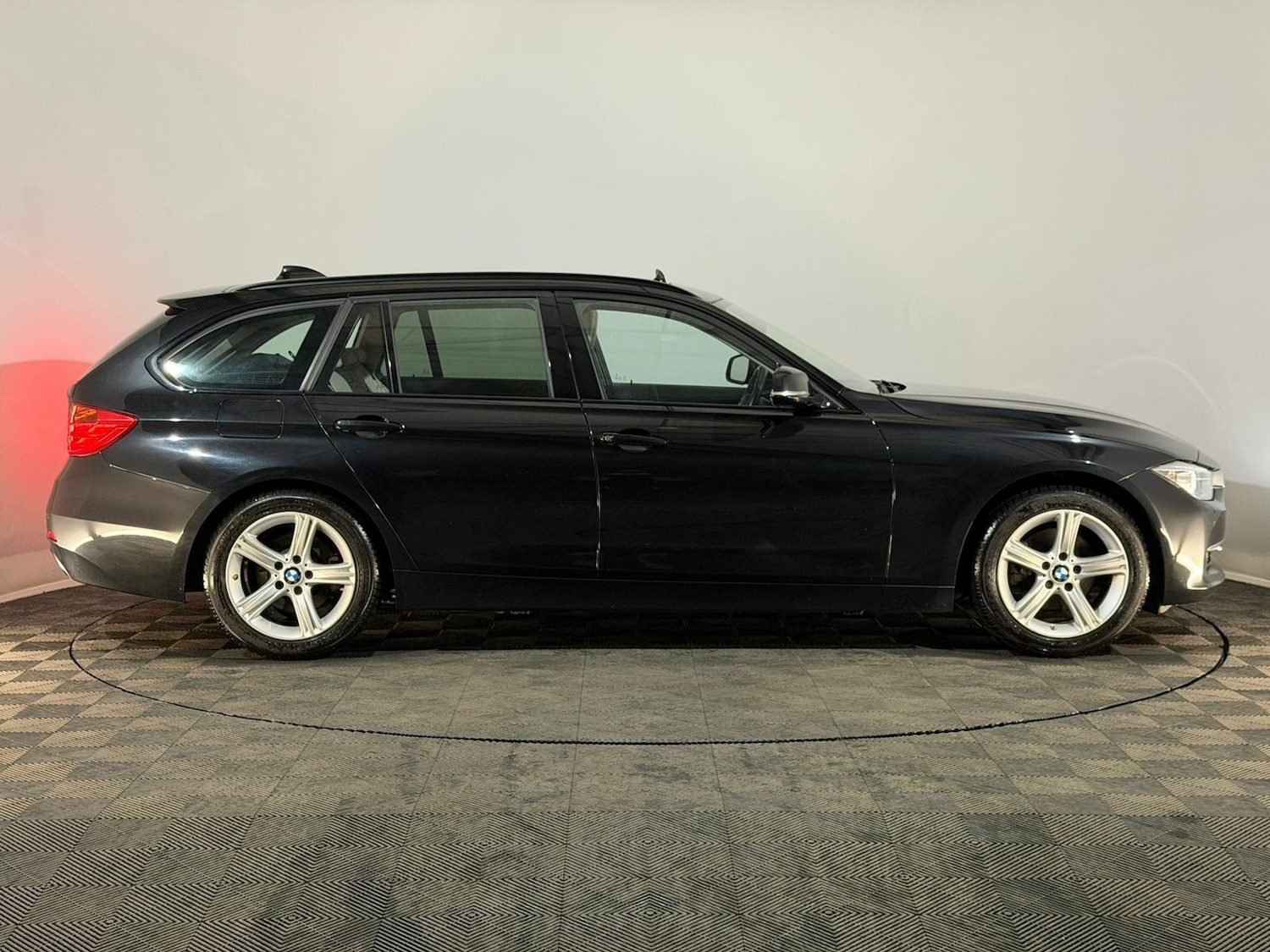 Used BMW 3 Series 2014 for sale - 76500844: Photo 5