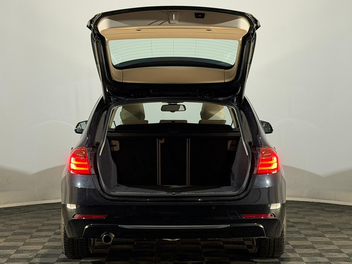 Used BMW 3 Series 2014 for sale - 76500844: Photo 8