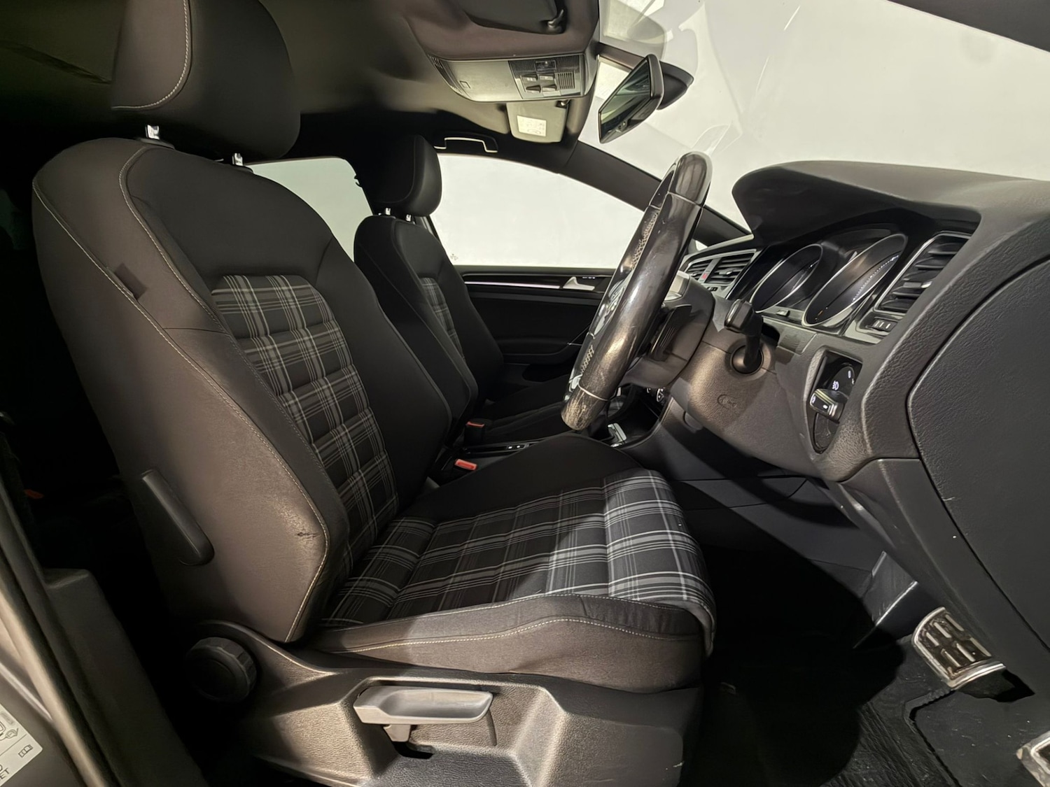 Used Volkswagen Golf 2016 for sale - 77340328: Photo 14