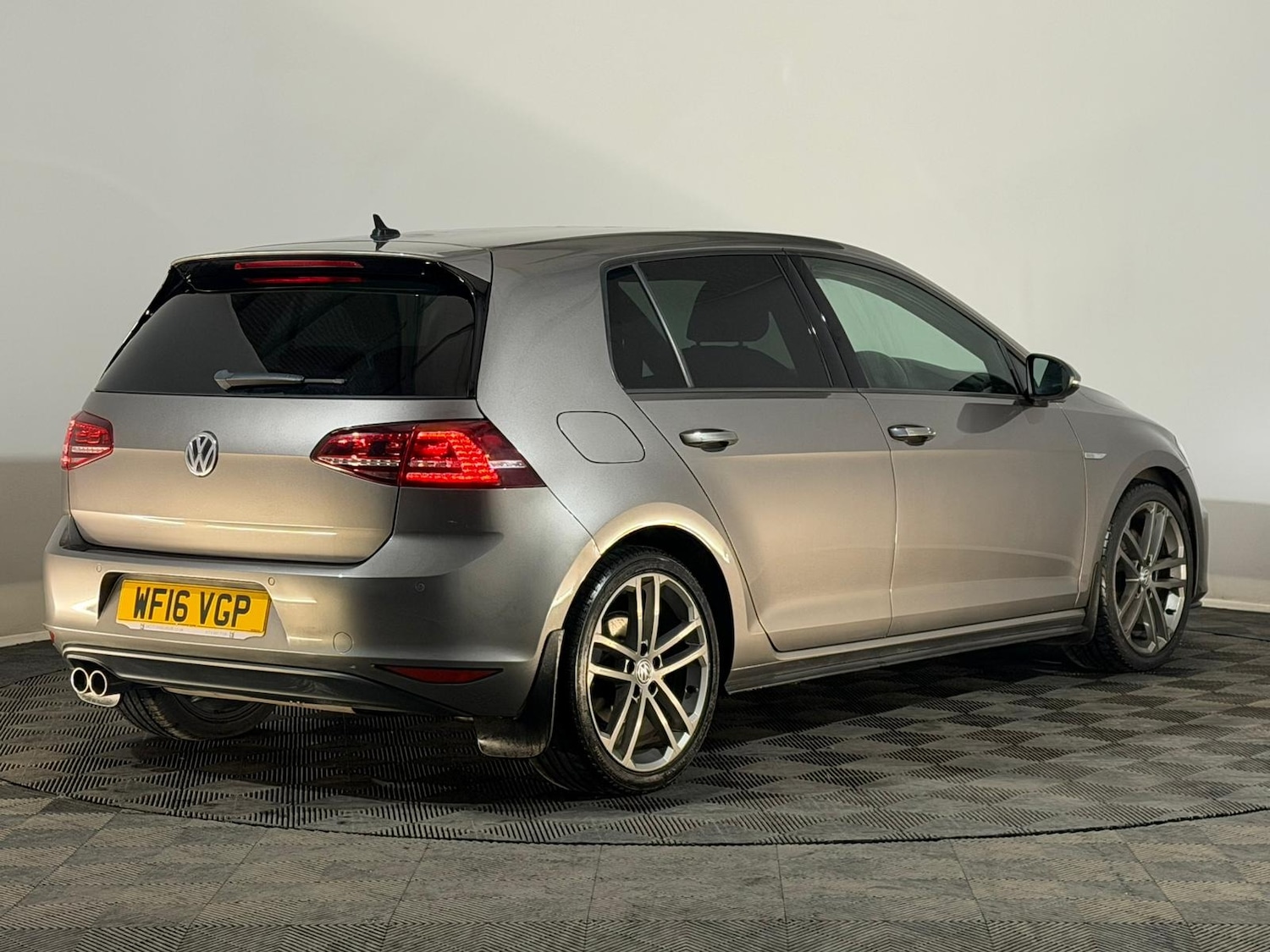 Used Volkswagen Golf 2016 for sale - 77340328: Photo 6