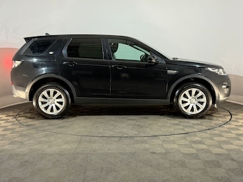 Used Land Rover Discovery Sport 2015 for sale - 78734992: Photo