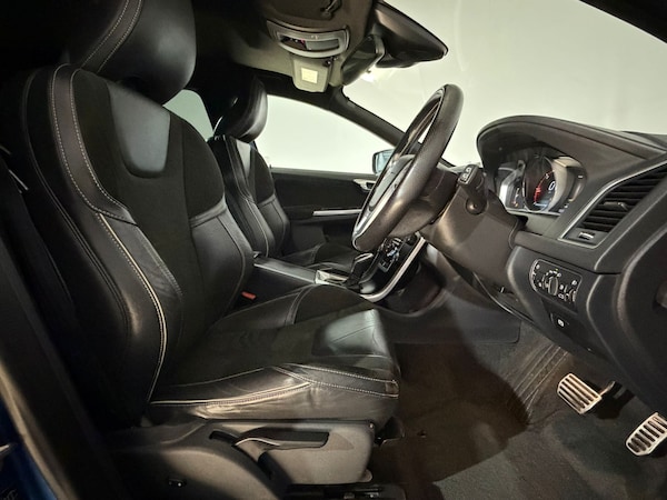 Used Volvo XC60 2017 for sale - 76246058: Photo 16