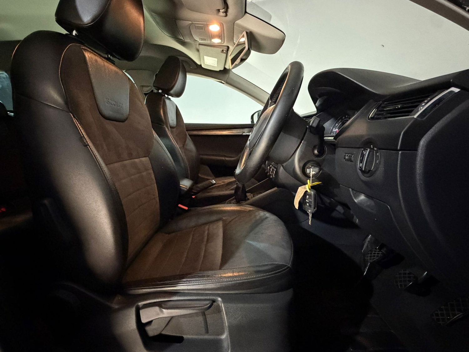 Used Skoda Octavia 2015 for sale - 77802028: Photo 15