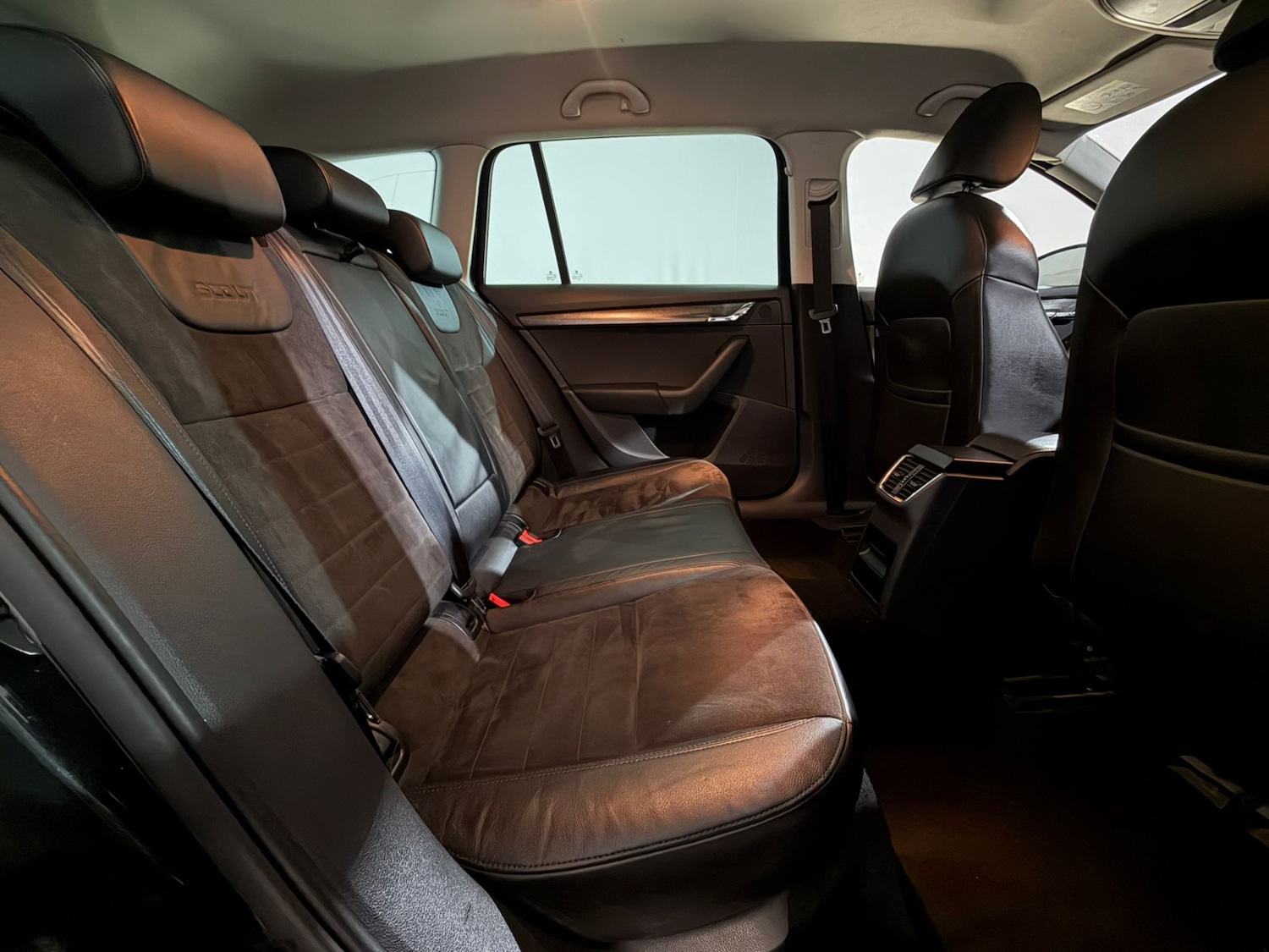 Used Skoda Octavia 2015 for sale - 77802028: Photo 17