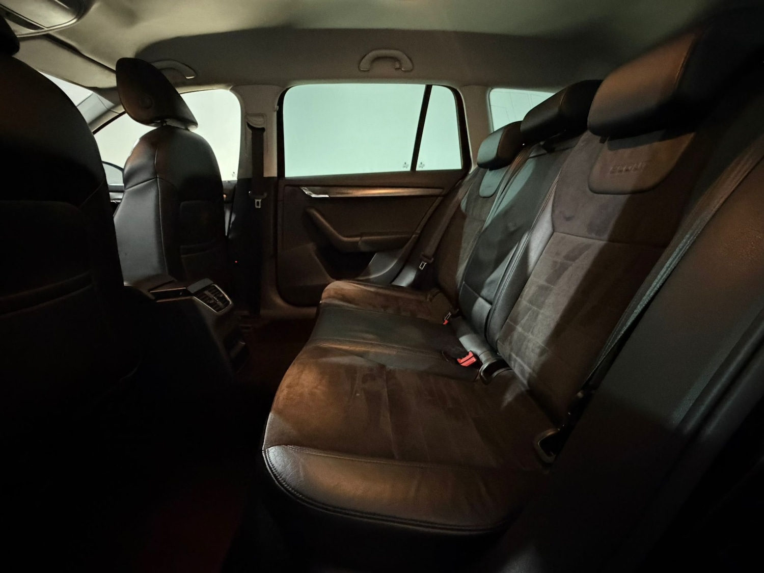 Used Skoda Octavia 2015 for sale - 77802028: Photo 18