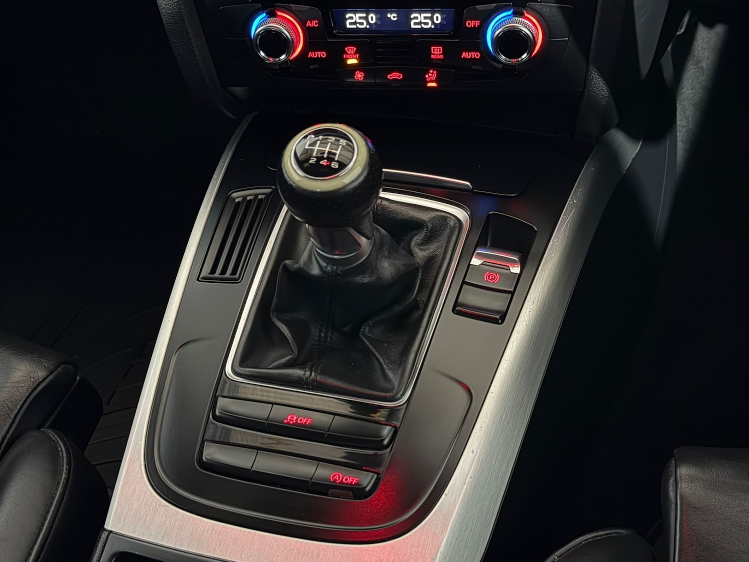 Used Audi A4 2014 for sale - 77739533: Photo 14