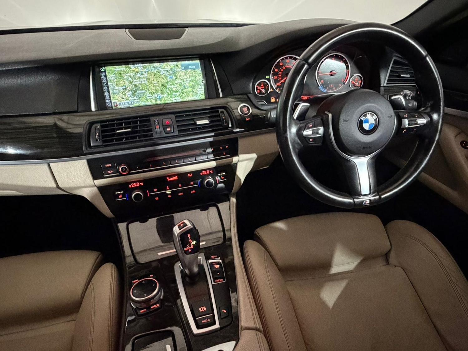 Used BMW 5 Series 2014 for sale - 76968613: Photo 12