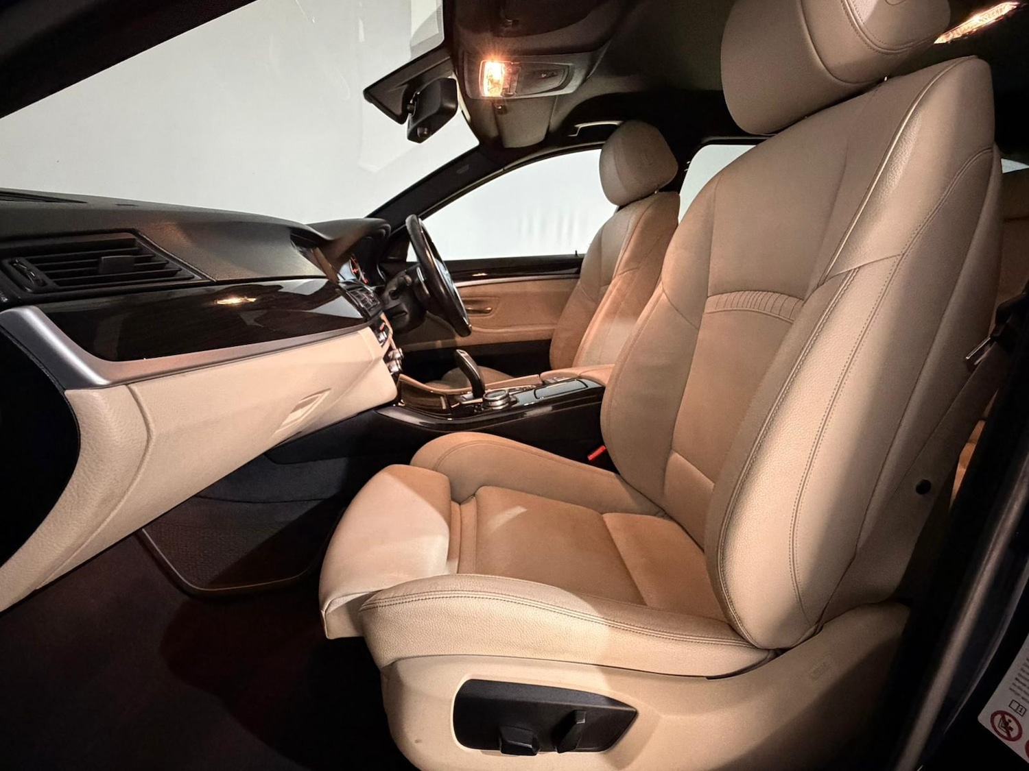 Used BMW 5 Series 2014 for sale - 76968613: Photo 16