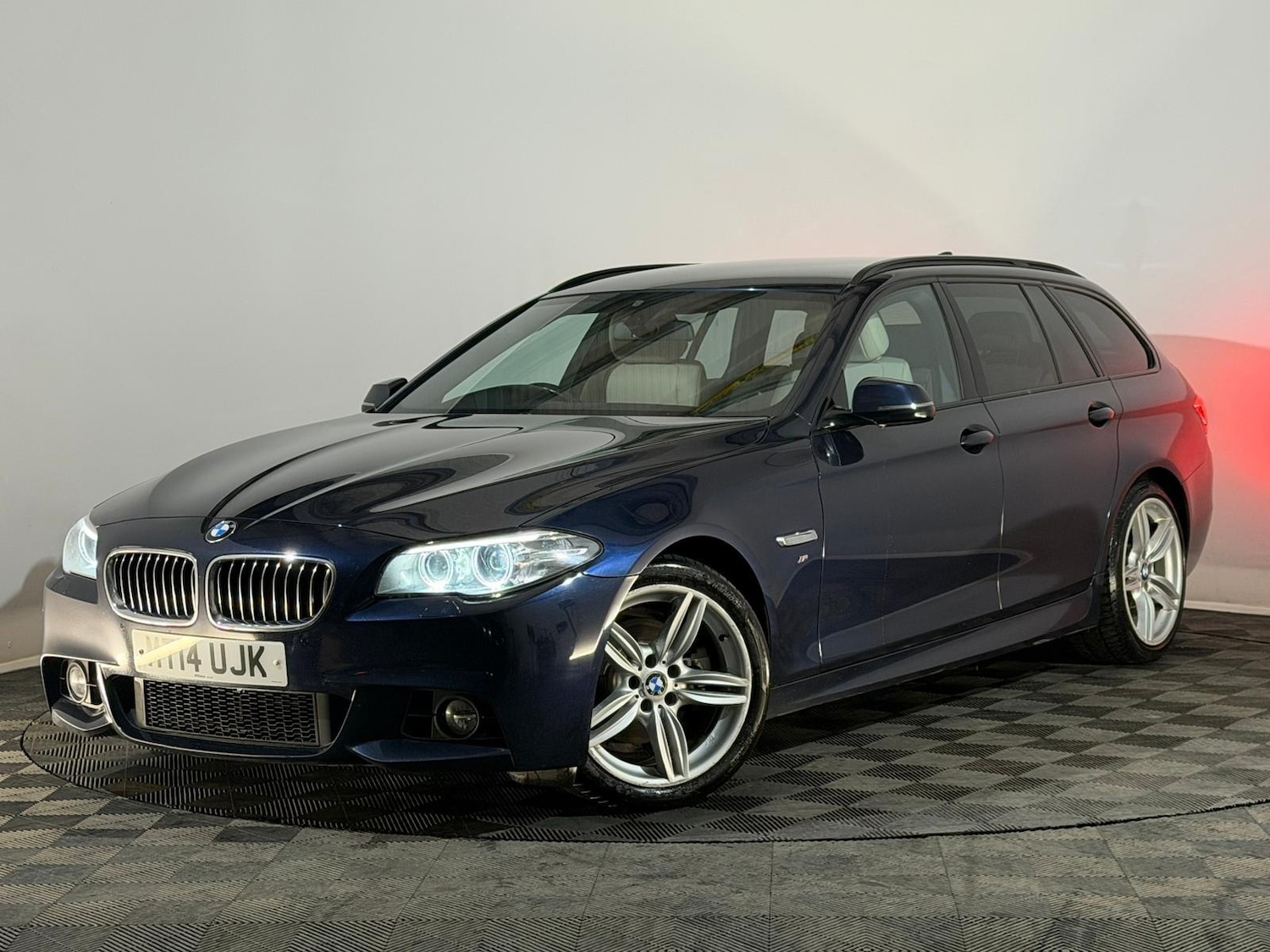 Used BMW 5 Series 2014 for sale - 76968613: Photo 3