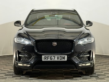 Used Jaguar F-Pace 2017 for sale - 76246301: Photo 2