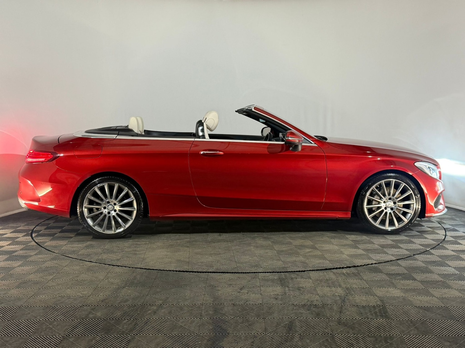 Used Mercedes-Benz C Class 2017 for sale - 77446432: Photo 7