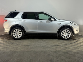 Used Land Rover Discovery Sport 2015 for sale - 78462397: Photo