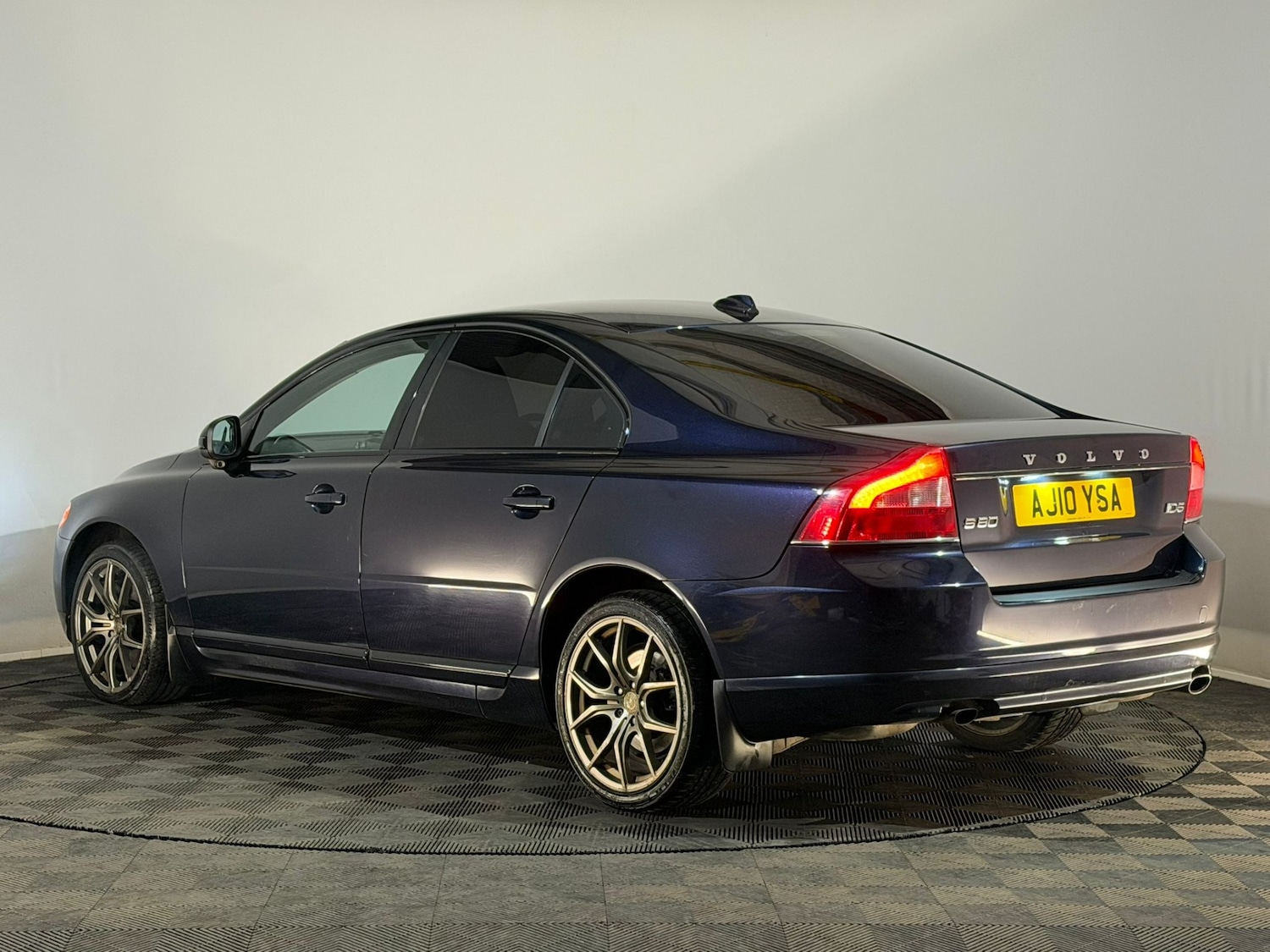 Used Volvo S80 2010 for sale - 77698326: Photo 9