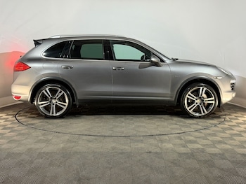 Used Porsche Cayenne 2013 for sale - 78530460: Photo