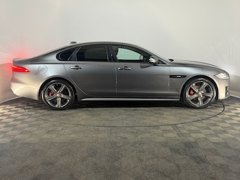 Used Jaguar XF 2016 for sale - 77627130: Photo