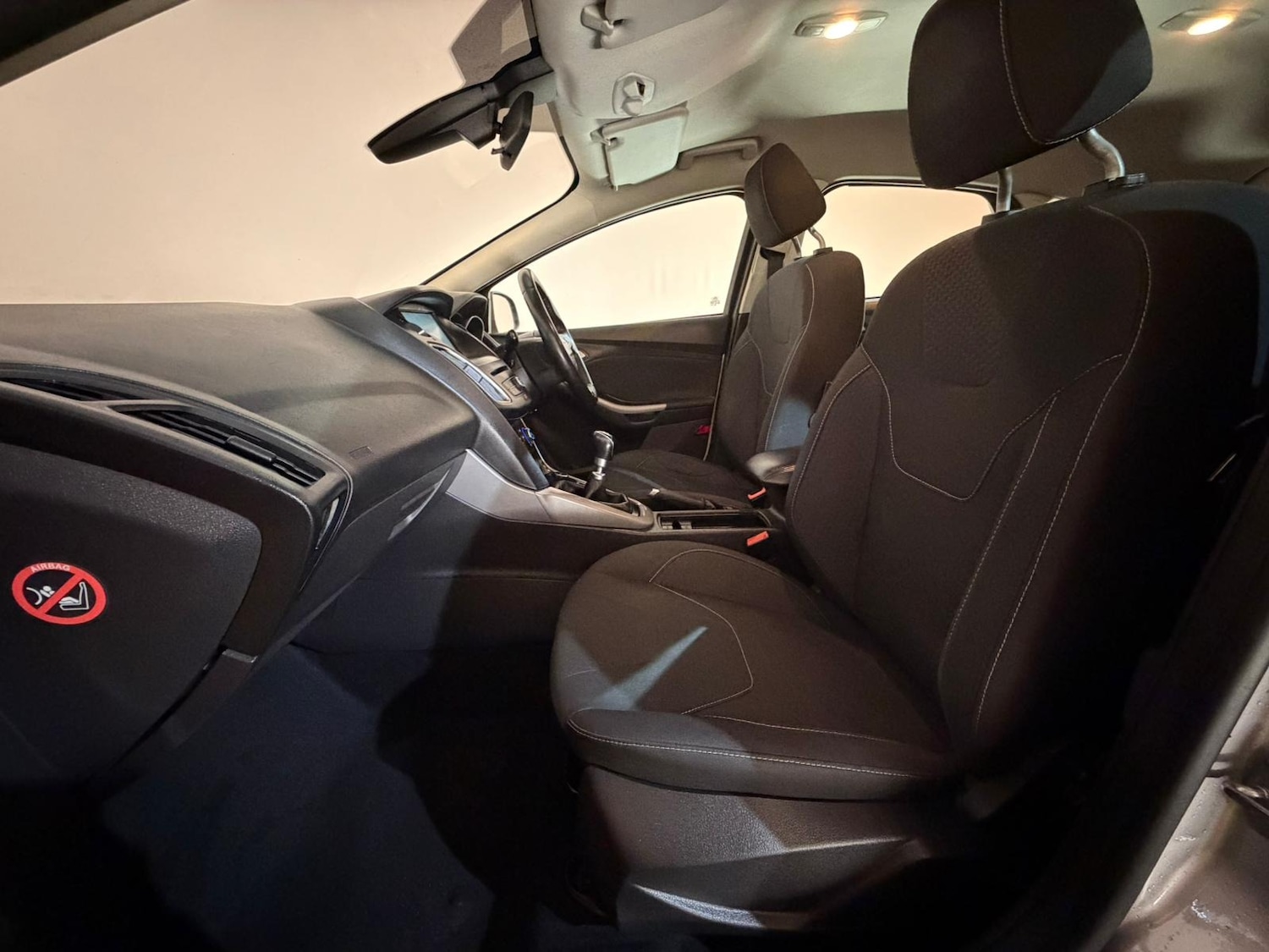 Used Ford Focus 2016 for sale - 76931790: Photo 16