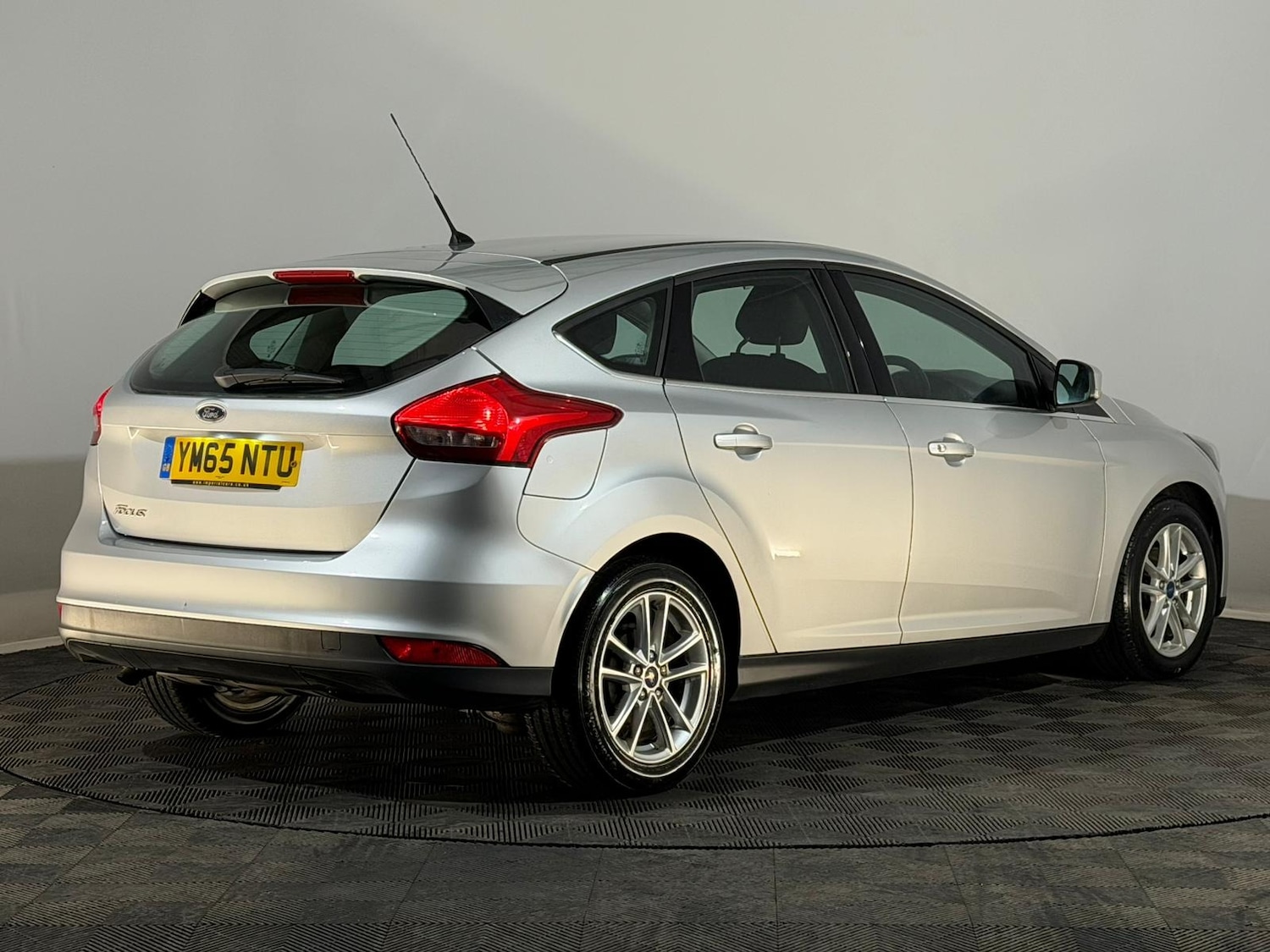 Used Ford Focus 2016 for sale - 76931790: Photo 6