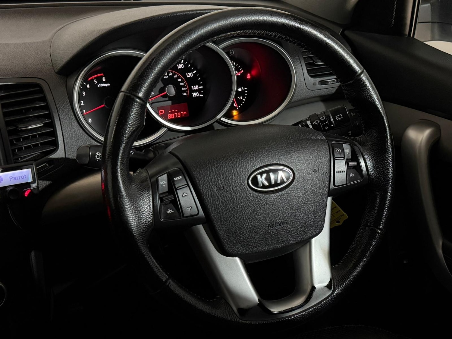 Used Kia Sorento 2010 for sale - 77647775: Photo 13