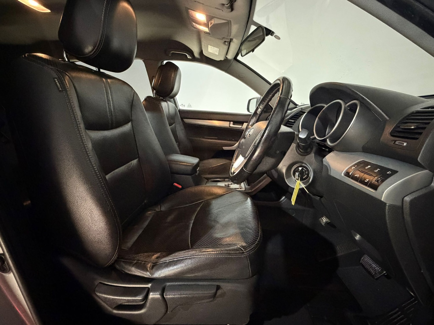 Used Kia Sorento 2010 for sale - 77647775: Photo 16