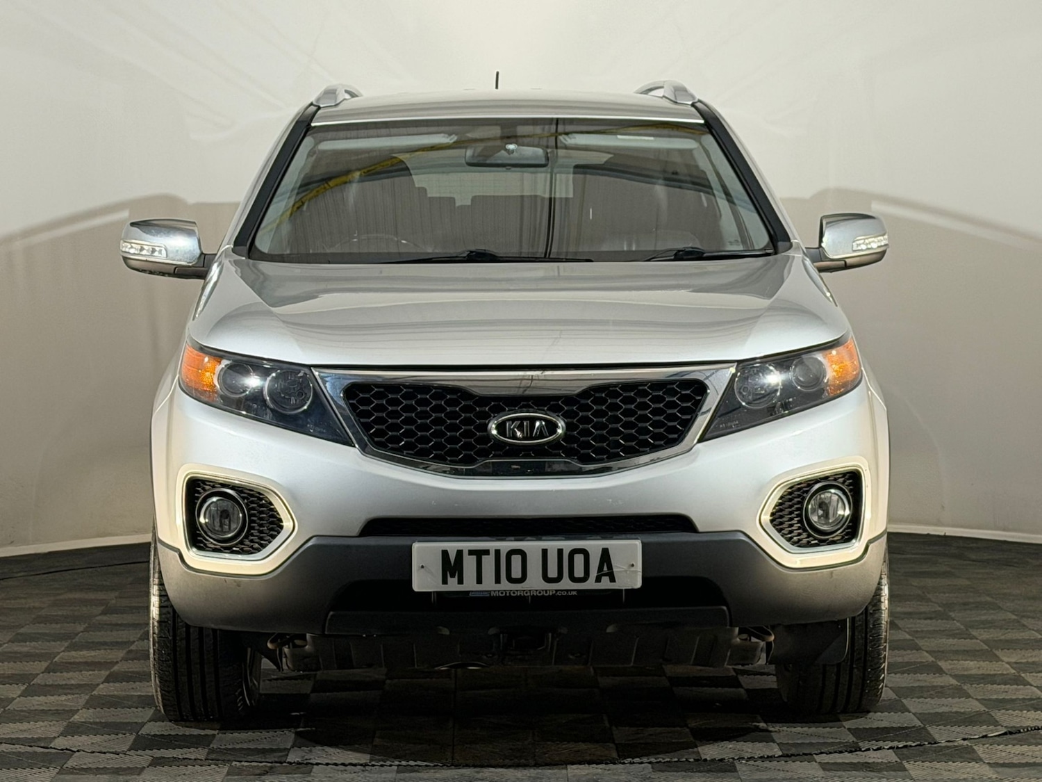 Used Kia Sorento 2010 for sale - 77647775: Photo 2