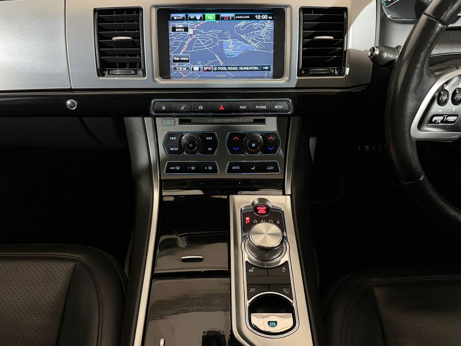 Used Jaguar XF 2014 for sale - 77959448: Photo 14