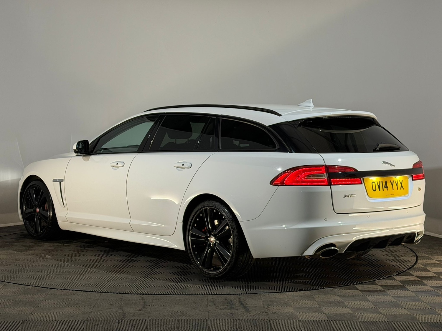 Used Jaguar XF 2014 for sale - 77959448: Photo 9
