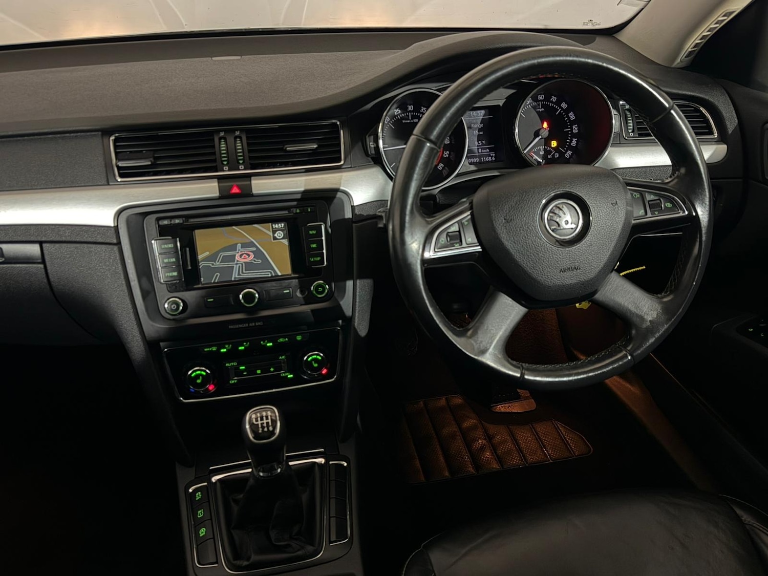 Used Skoda Superb 2014 for sale - 77052612: Photo 11