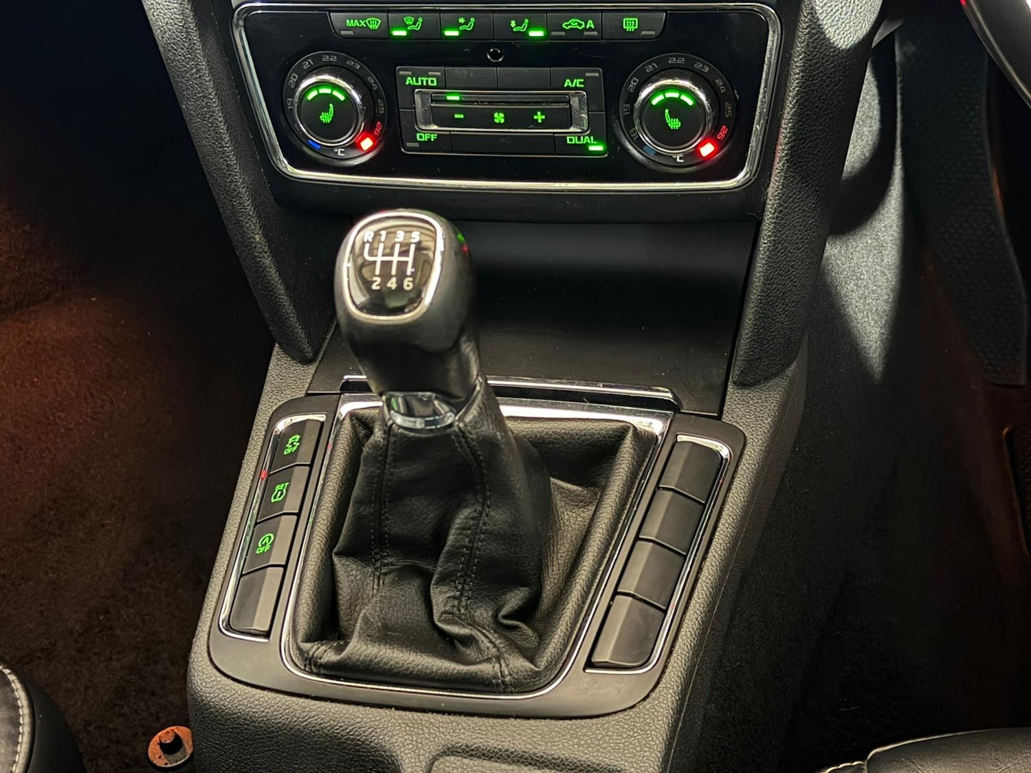 Used Skoda Superb 2014 for sale - 77052612: Photo 14