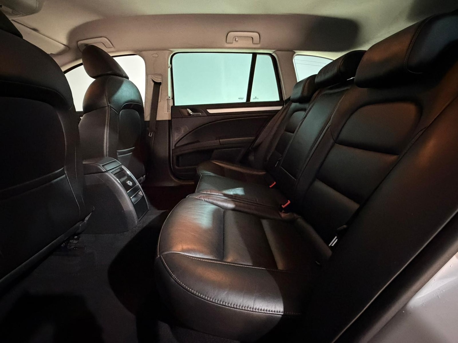 Used Skoda Superb 2014 for sale - 77052612: Photo 18