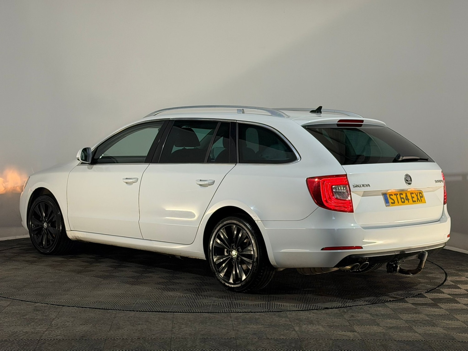 Used Skoda Superb 2014 for sale - 77052612: Photo 8