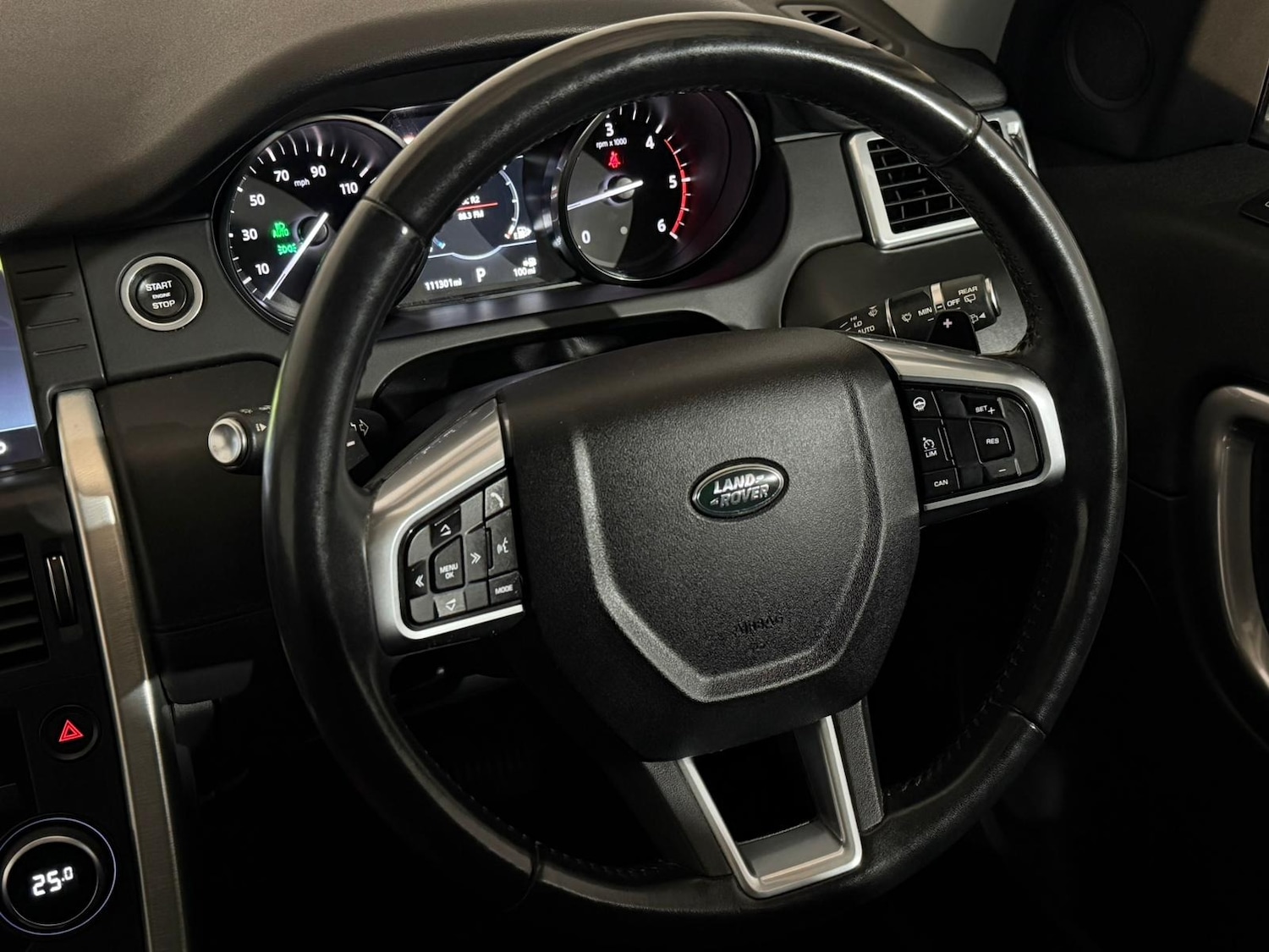 Used Land Rover Discovery Sport 2017 for sale - 77223060: Photo 13