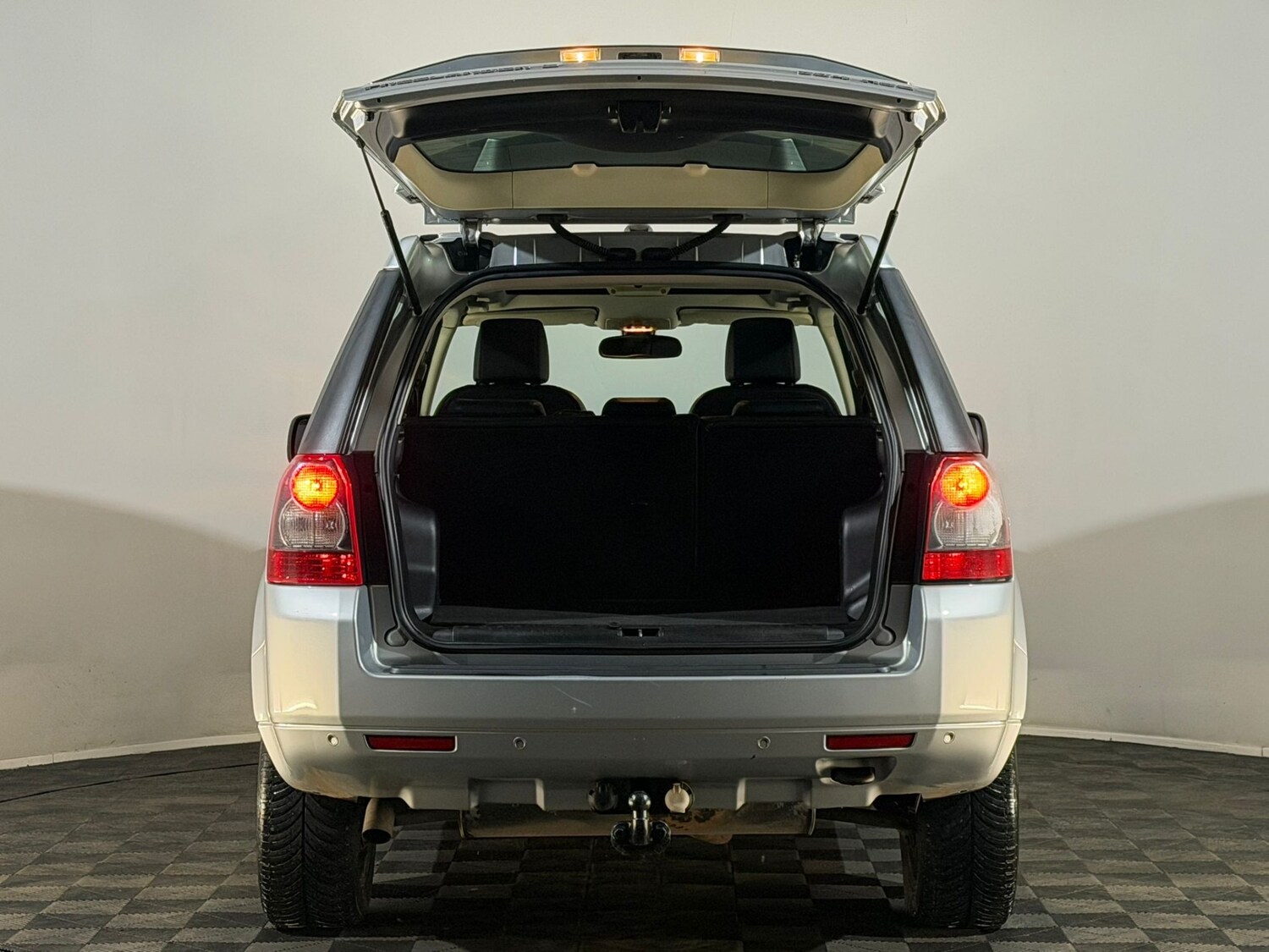 Used Land Rover Freelander 2012 for sale - 77413356: Photo 6