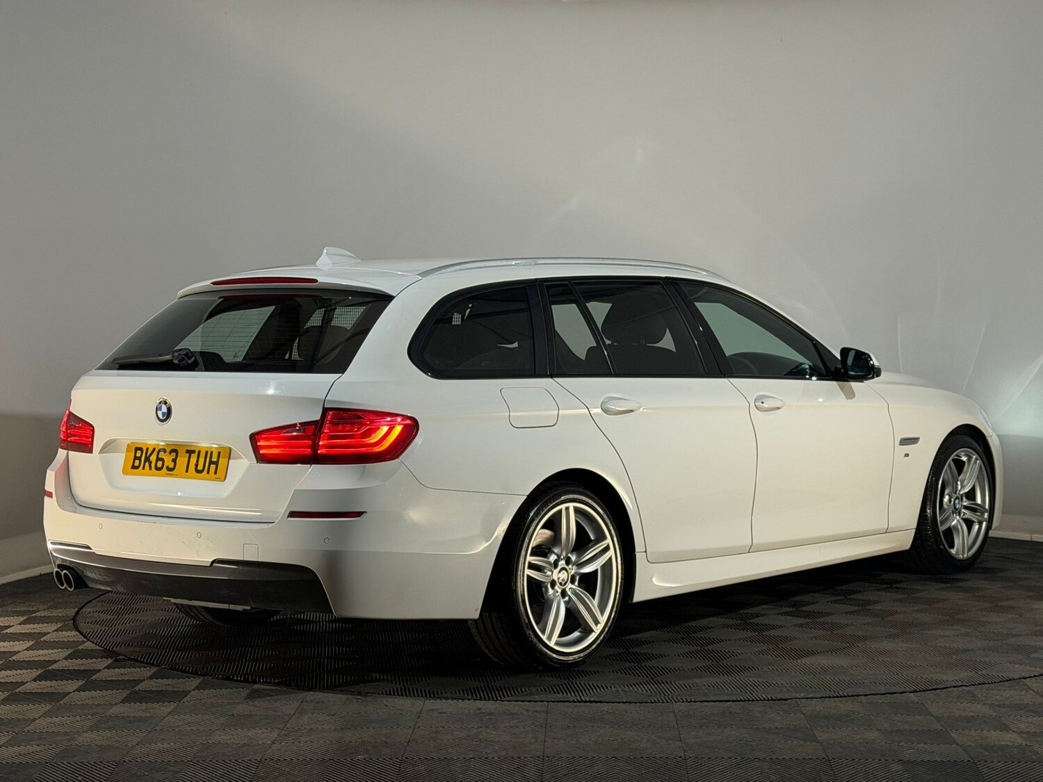 Used BMW 5 Series 2013 for sale - 77634451: Photo 6