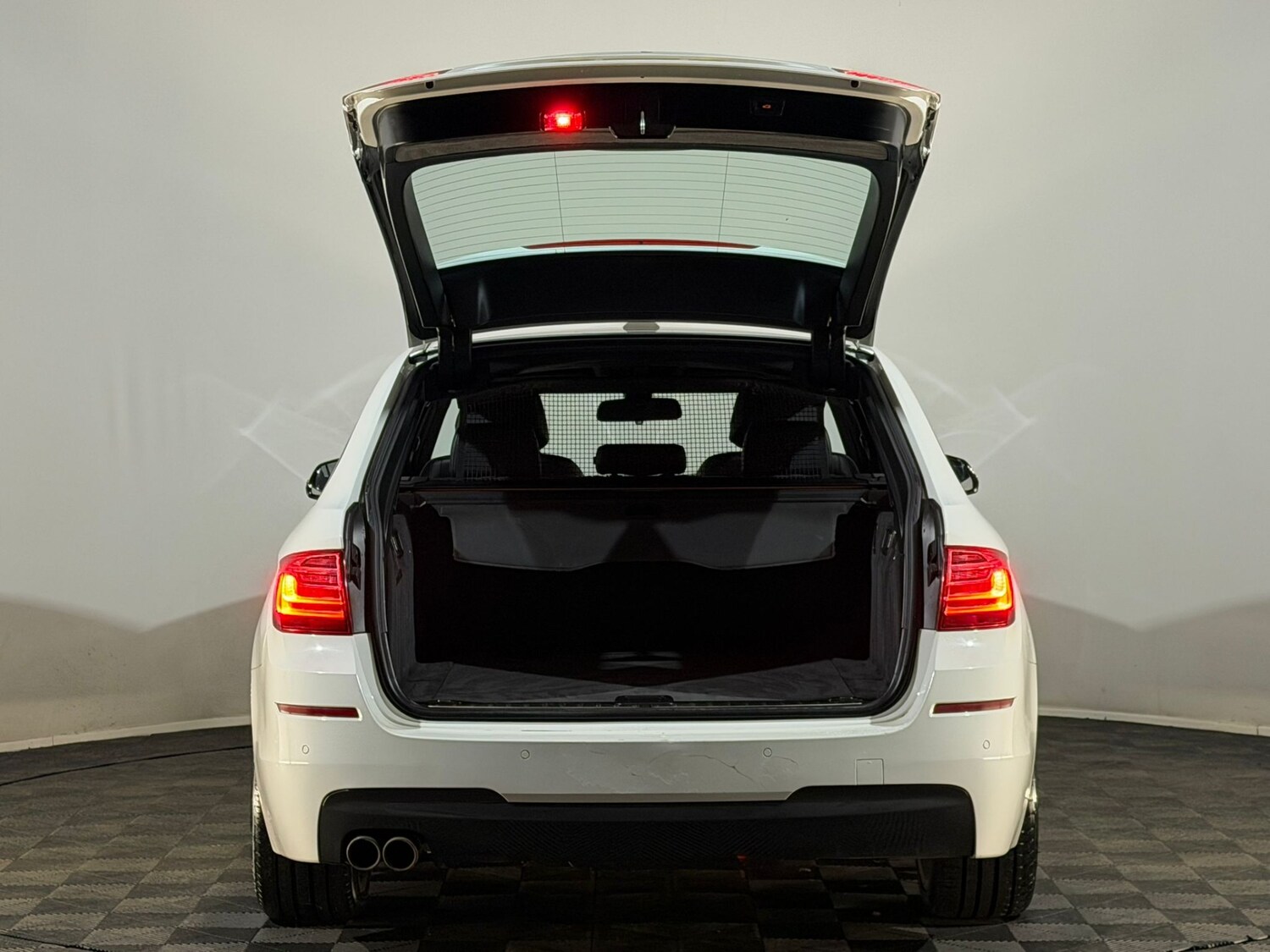 Used BMW 5 Series 2013 for sale - 77634451: Photo 8