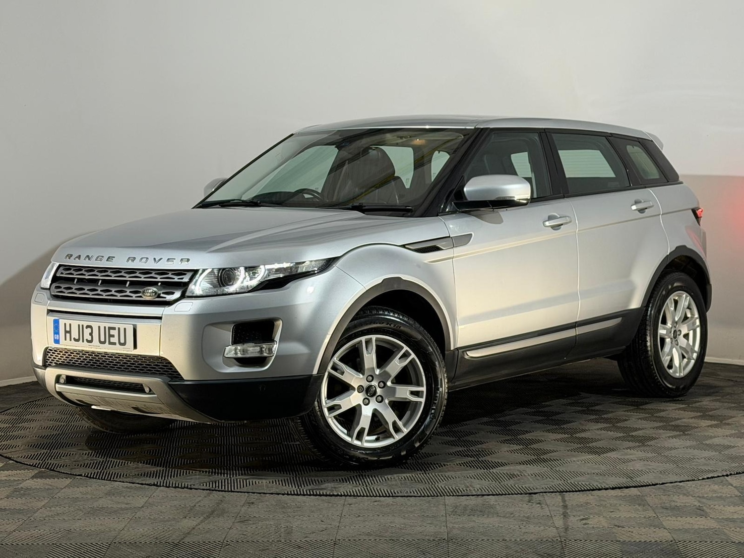 Used Land Rover Range Rover Evoque 2013 for sale - 76745405: Photo 3