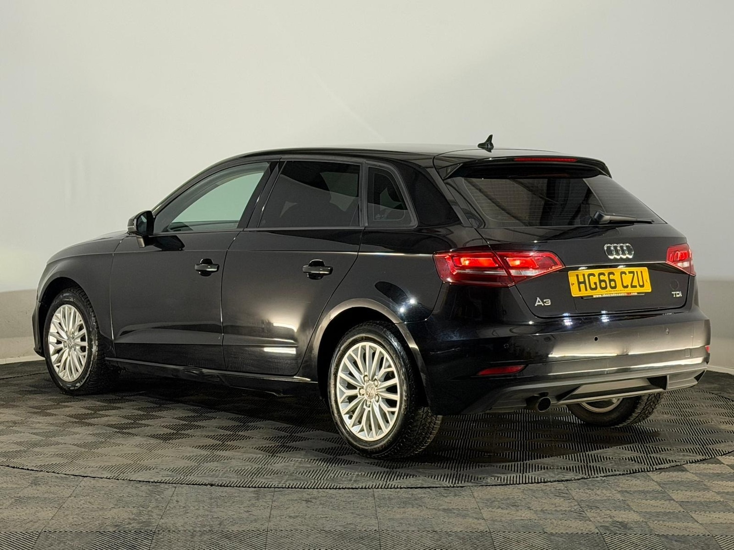 Used Audi A3 2016 for sale - 76297008: Photo 9