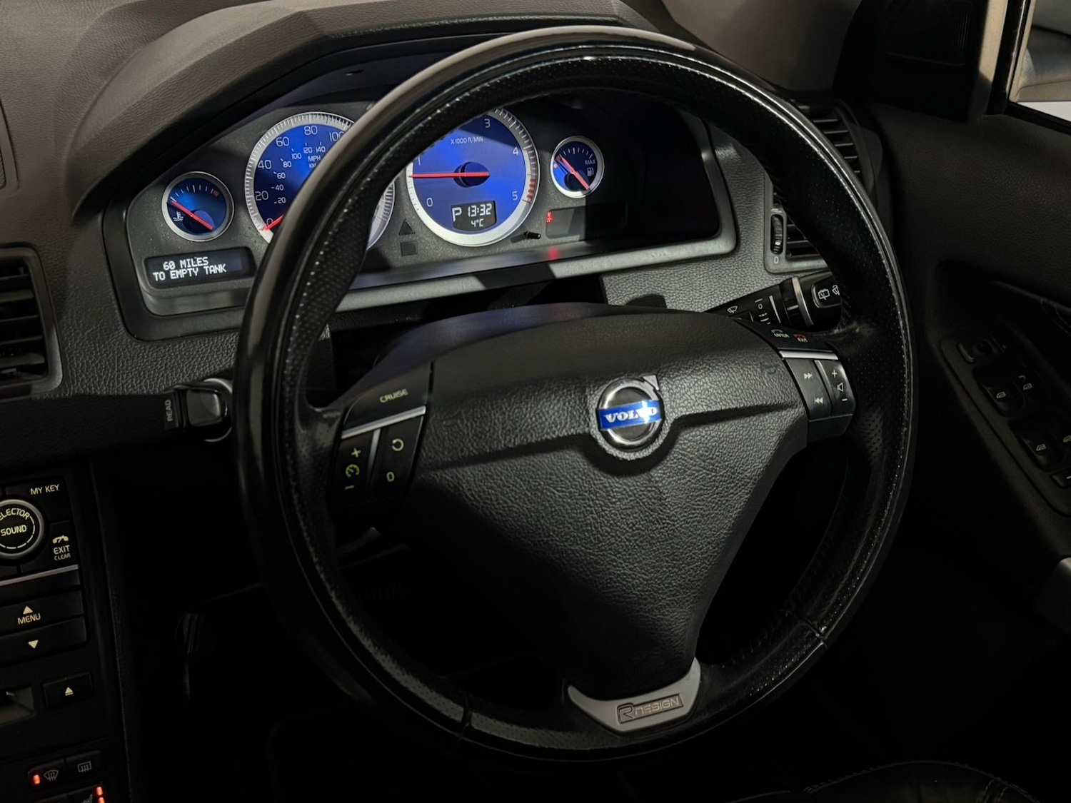 Used Volvo XC90 2012 for sale - 77619421: Photo 14