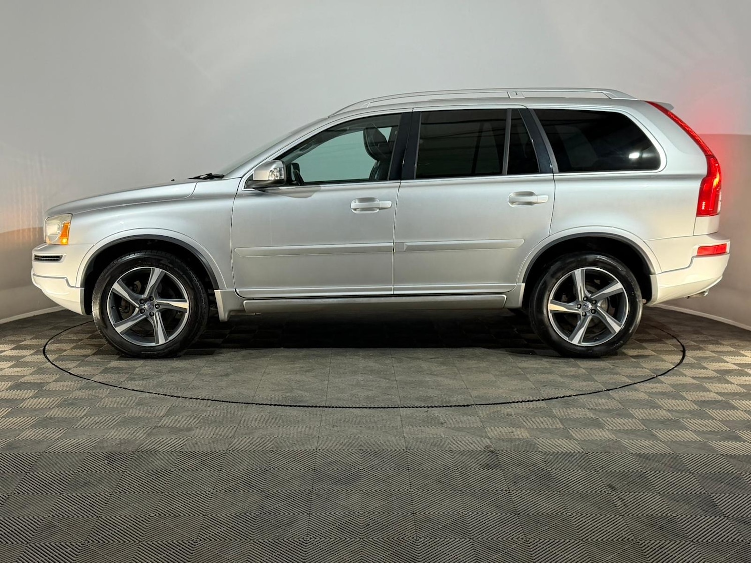 Used Volvo XC90 2012 for sale - 77619421: Photo 5